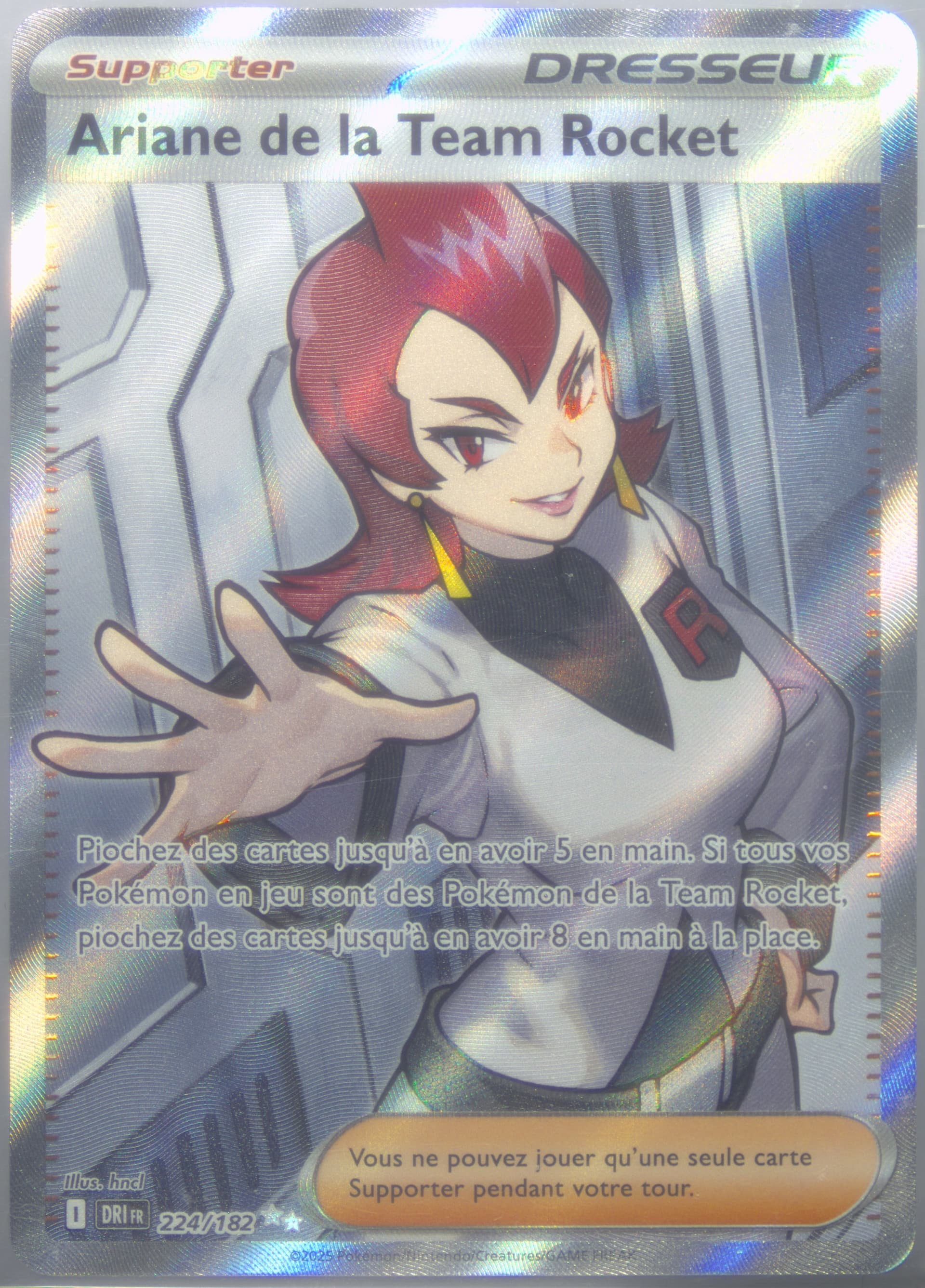 Team Rocket's Ariana Ultra Rare (224) 2025 Pokemon French Dri FR-Destined Rivals
