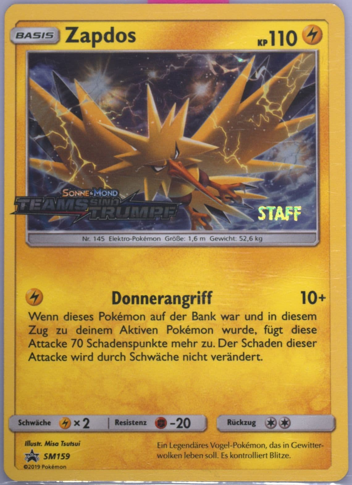 Zapdos-Holo Team Up Prerelease-Staff-German (SM159) 2019 Pokemon SM Black Star Promo